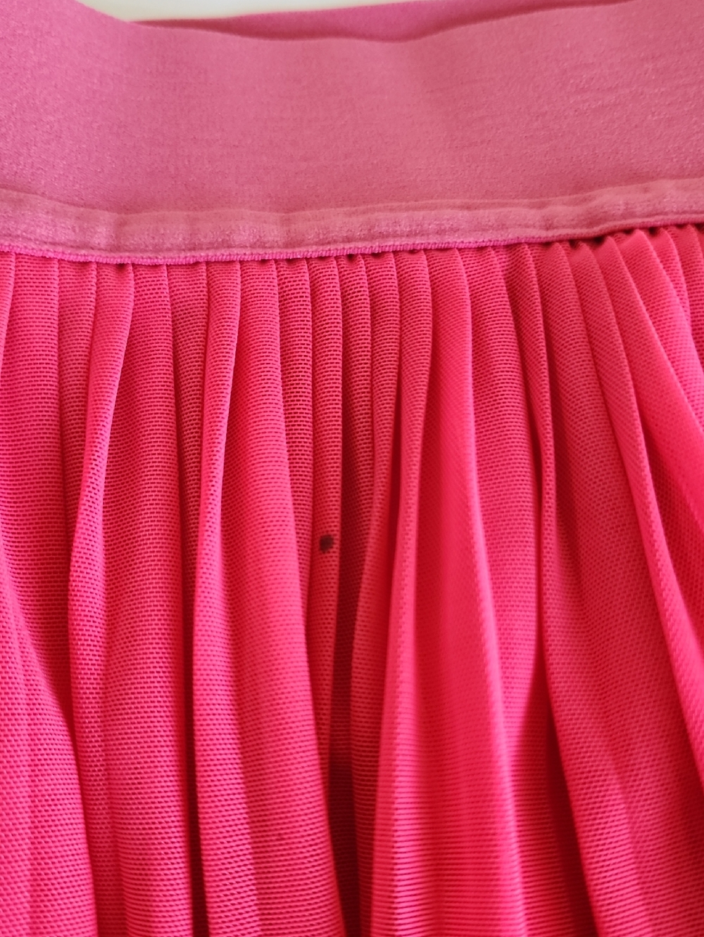 Lululemon Mesh Pleats Mid-Rise Mini Skater Skirt, Lip Gloss - Picture 10 of 10